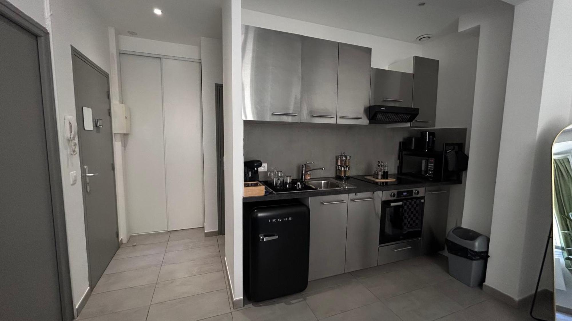 Appartement Pres De La Gare St Charles Marseille Bagian luar foto