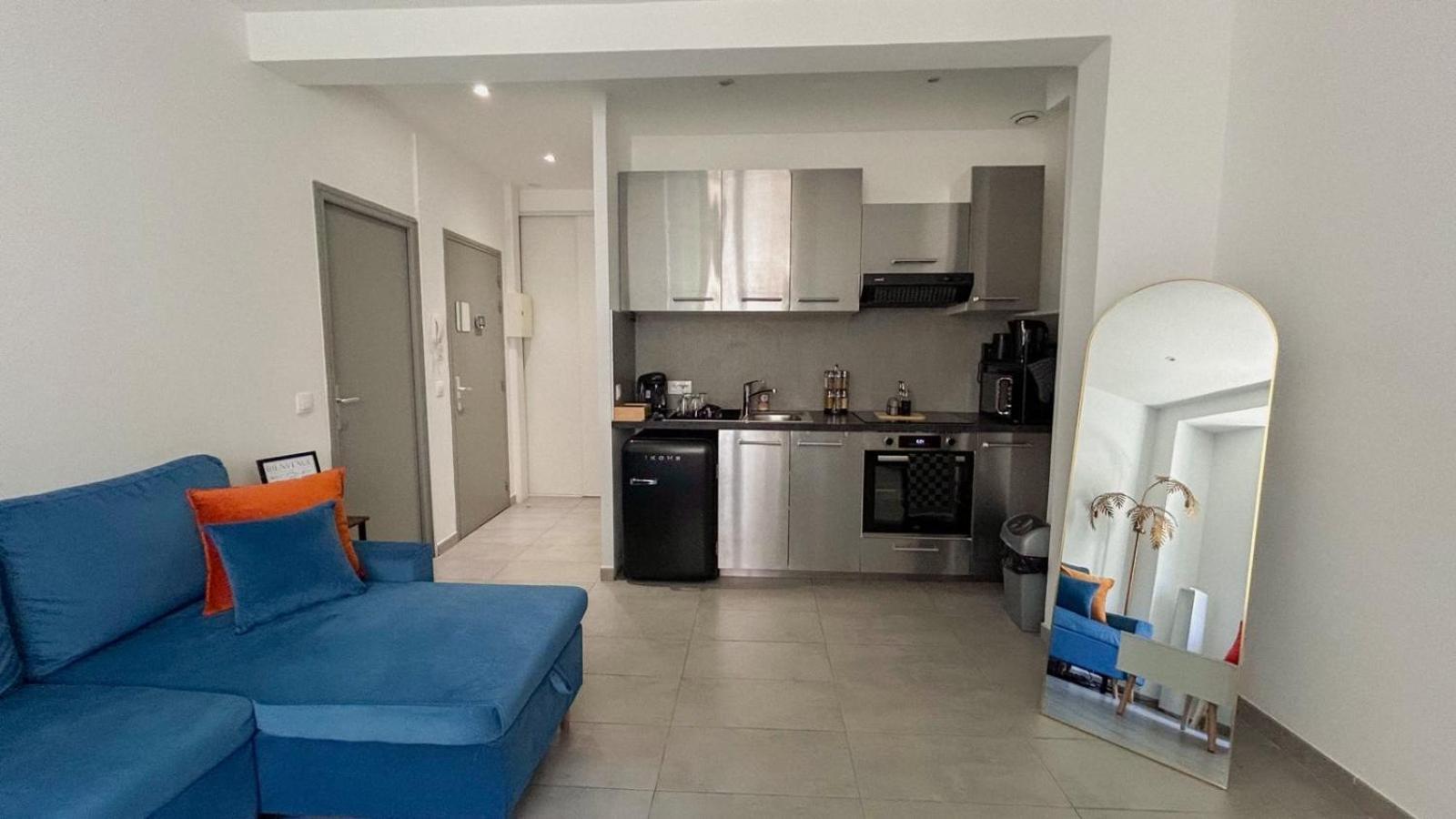 Appartement Pres De La Gare St Charles Marseille Bagian luar foto